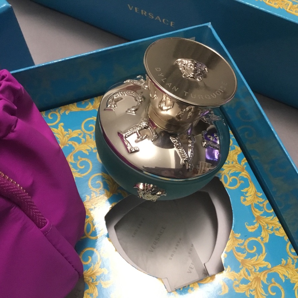 Versace Dylan Turquoise Gift Set Brand New - Picture 4 of 9